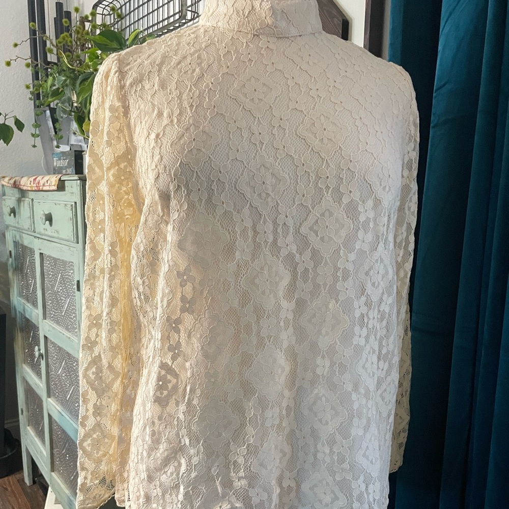 NWOT. Cream lace top purchased from a boutique.